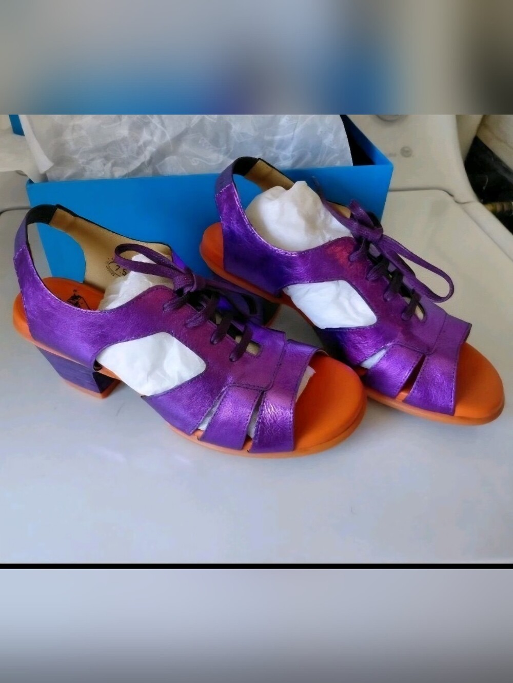 John Fluevog Sandals Sz 7.5 Hopeful Lace Up Summer Pumps Pride Fuschia